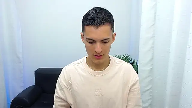 Matiius18 online show from 10-09-25, 01:31