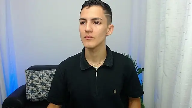 Matiius18 online show from 10-25-25, 02:02