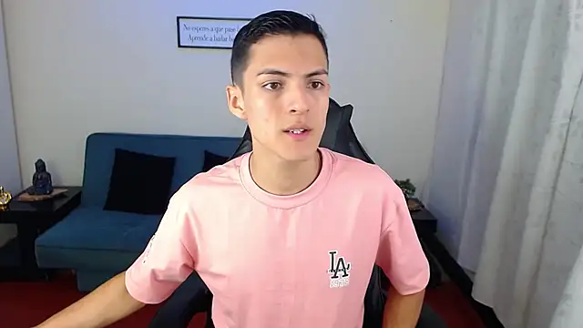 Matiius18 online show from 10-30-25, 01:45