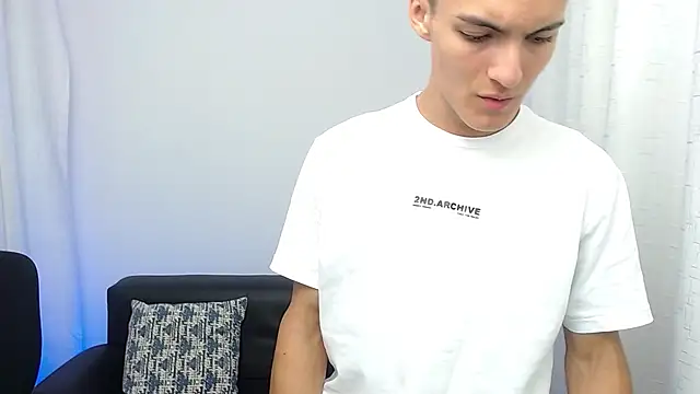 Matiius18 online show from 11-10-25, 02:05