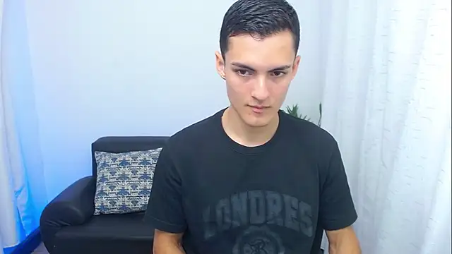 Matiius18 online show from 12-18-25, 02:12