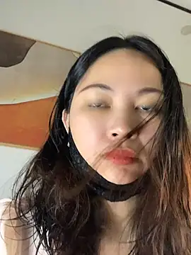 zhizhinaigai online show from 05-13-26, 03:59