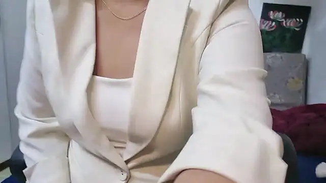 MichiLovely online show from 12-15-25, 03:27