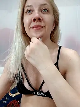 HeronDenni online show from 04-19-26, 08:35