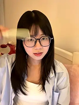 Ella-A9 online show from 11-28-25, 02:53