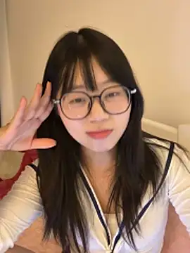 Ella-A9 online show from 11-30-25, 03:27