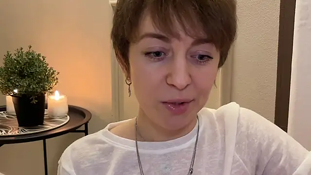 daniellia  online show from 12-14-25, 09:25