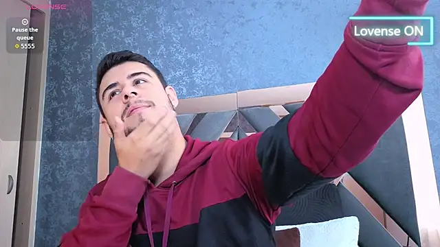 Snapshot of ryan_evanss chatting on 10-23-25, 11:53 ryan evanss online show from 10-23-25, 11:53