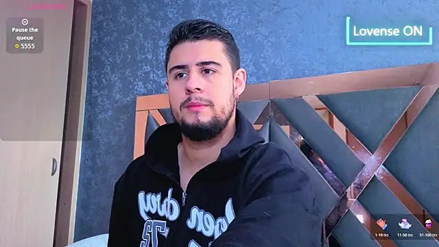 Snapshot of ryan_evanss chatting on 10-24-25, 01:40 ryan evanss online show from 10-24-25, 01:40