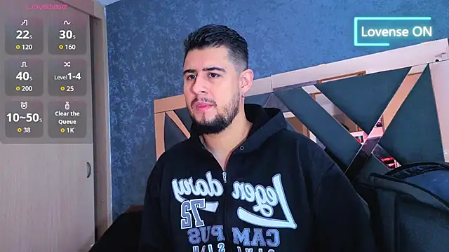 Snapshot of ryan_evanss chatting on 10-25-25, 11:29 ryan evanss online show from 10-25-25, 11:29