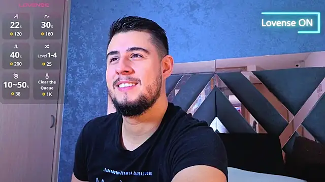 Snapshot of ryan_evanss chatting on 10-29-25, 11:34 ryan evanss online show from 10-29-25, 11:34