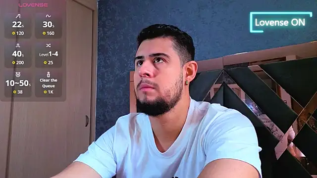 Snapshot of ryan_evanss chatting on 11-02-25, 11:56 ryan evanss online show from 11-02-25, 11:56