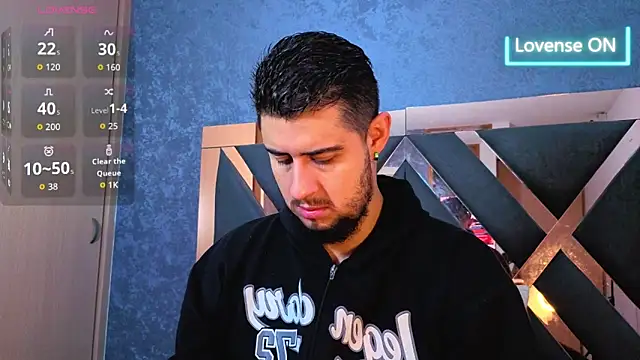 Snapshot of ryan_evanss chatting on 11-05-25, 11:10 ryan evanss online show from 11-05-25, 11:10