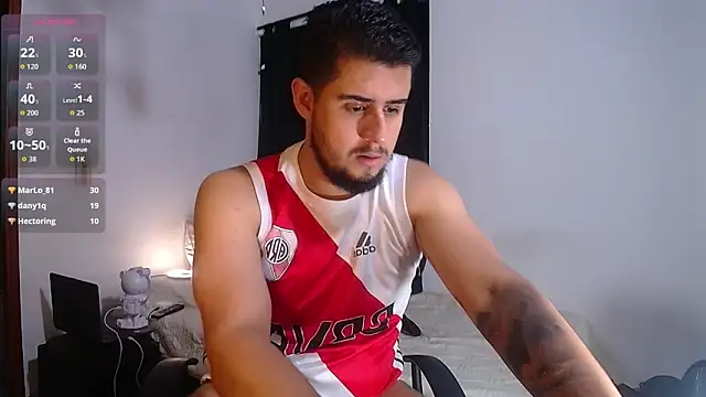 Snapshot of ryan_evanss chatting on 11-09-25, 02:32 ryan evanss online show from 11-09-25, 02:32