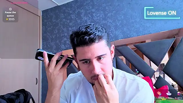 Snapshot of ryan_evanss chatting on 11-22-25, 03:11 ryan evanss online show from 11-22-25, 03:11