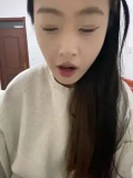 Snapshot of MengMeng0515 chatting on 12-03-25, 11:41 MengMeng0515 online show from 12-03-25, 11:41