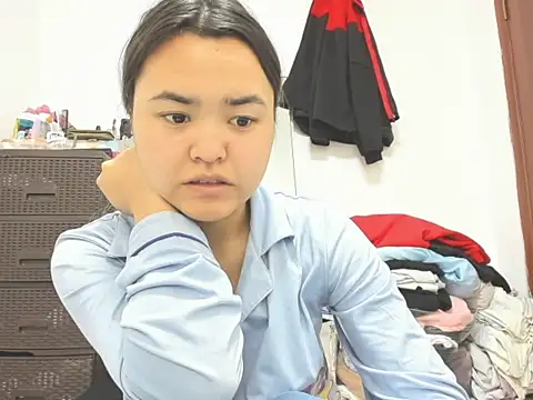 Snapshot of saika_blush chatting on 02-25-26, 06:01 saika blush online show from 02-25-26, 06:01