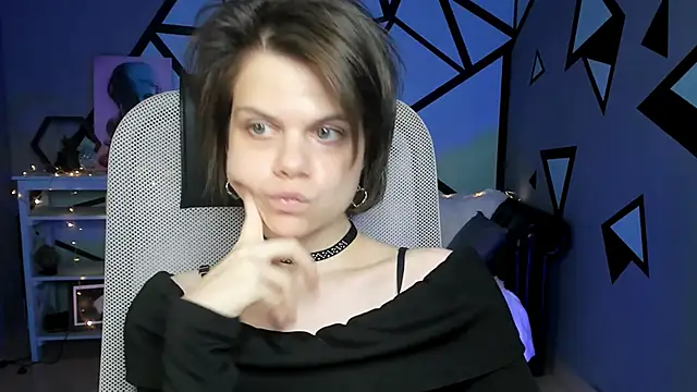 EllieMurler online show from 10-03-25, 09:17