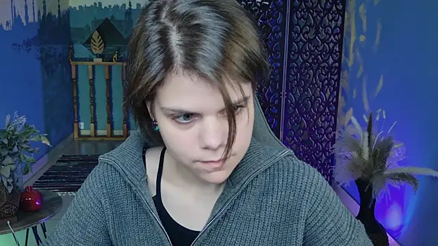 EllieMurler online show from 10-05-25, 09:07