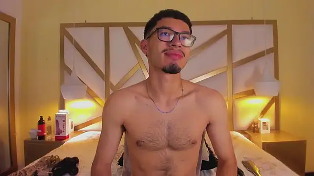 Jaxon Carter online show from 04-14-26, 01:55