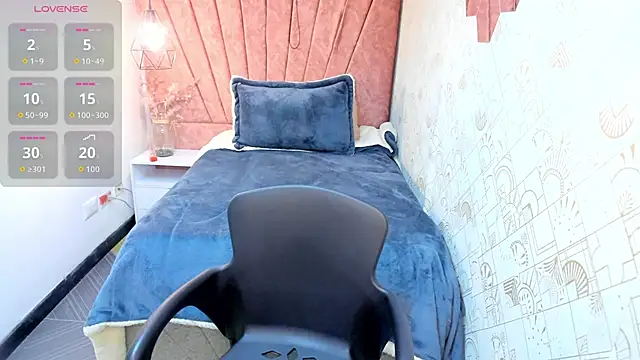 Kiara Cruz   online show from 04-08-26, 09:37