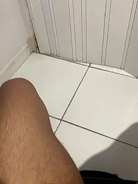 renannoviinho17z online show from 09-30-25, 10:26