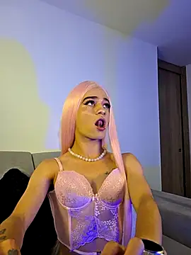 chloe ember online show from 04-18-26, 10:10