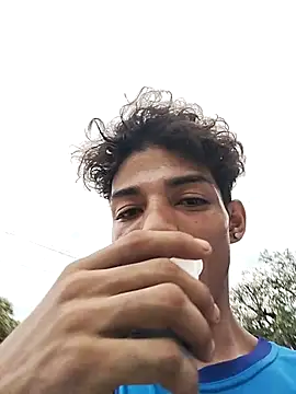 Brayanellatino online show from 04-25-26, 10:29