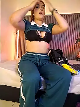 Snapshot of Celeste_Presstigge chatting on 10-12-25, 07:35 Celeste Presstigge online show from 10-12-25, 07:35