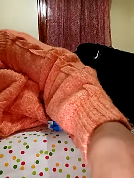 Snapshot of Mroma89six chatting on 12-04-25, 11:46 Mroma89six online show from 12-04-25, 11:46