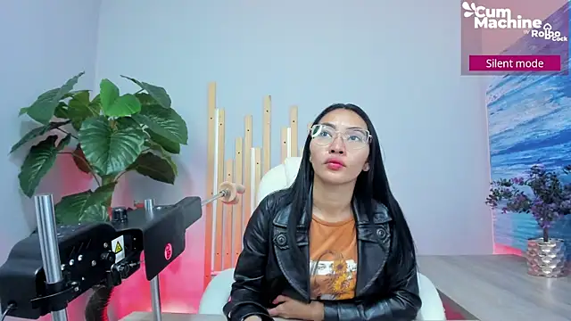 lucyy liiuu online show from 09-18-25, 01:02