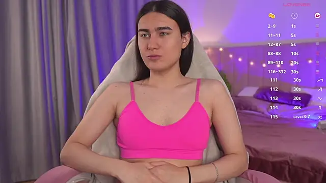 HeyAlena online show from 10-14-25, 06:36