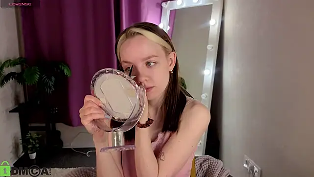 R0cket bunny online show from 05-28-26, 12:52