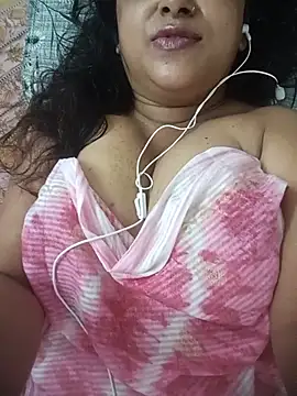 Snapshot of sweet_jenni chatting on 07-14-26, 05:01 sweet jenni online show from 07-14-26, 05:01