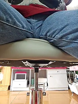 Nail Yummy online show from 11-23-25, 04:01