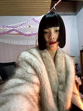 Snapshot of andymi1 chatting on 01-06-26, 02:48 andymi1 online show from 01-06-26, 02:48