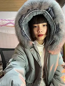 Snapshot of andymi1 chatting on 01-10-26, 02:13 andymi1 online show from 01-10-26, 02:13