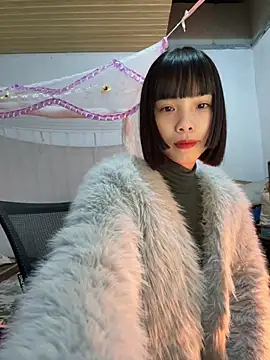 Snapshot of andymi1 chatting on 02-04-26, 02:06 andymi1 online show from 02-04-26, 02:06