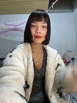 Snapshot of andymi1 chatting on 02-15-26, 02:08 andymi1 online show from 02-15-26, 02:08