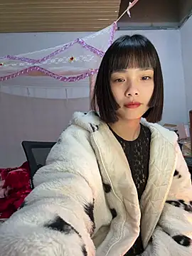 Snapshot of andymi1 chatting on 02-23-26, 12:24 andymi1 online show from 02-23-26, 12:24