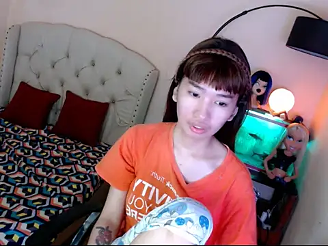 ShantalFoxxy  online show from 10-29-25, 12:24