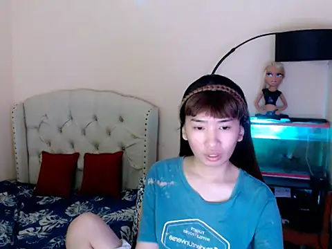 ShantalFoxxy  online show from 04-14-26, 12:55