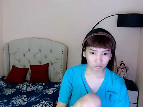 ShantalFoxxy  online show from 07-05-26, 03:13