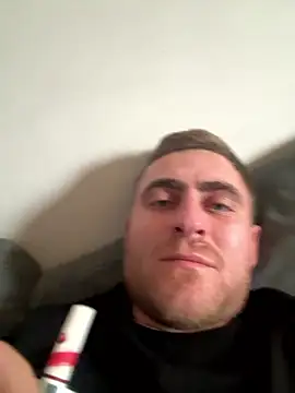 Snapshot of GOOPYlove chatting on 01-11-26, 08:30 GOOPYlove online show from 01-11-26, 08:30