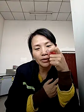 Haili-1 online show from 10-28-25, 02:48