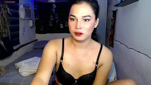 Miss Chloe69 online show from 10-22-25, 05:08
