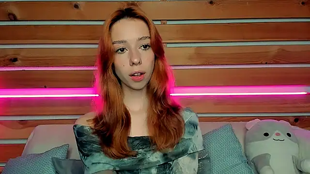 Lori Williams online show from 09-19-25, 01:07