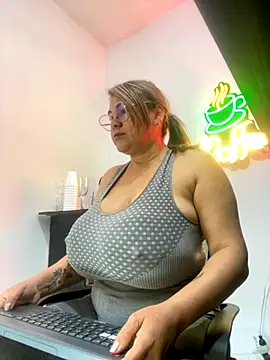 AlexxiaaMat online show from 09-19-25, 11:00