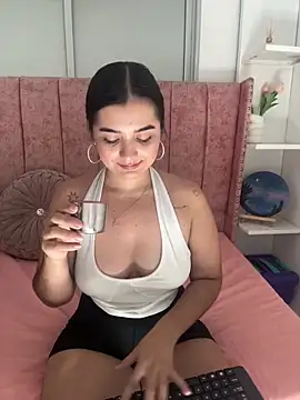 salomecute21 online show from 03-30-26, 11:11