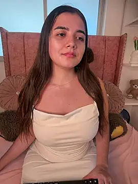 Snapshot of salomecute21 chatting on 07-25-26, 11:41 salomecute21 online show from 07-25-26, 11:41
